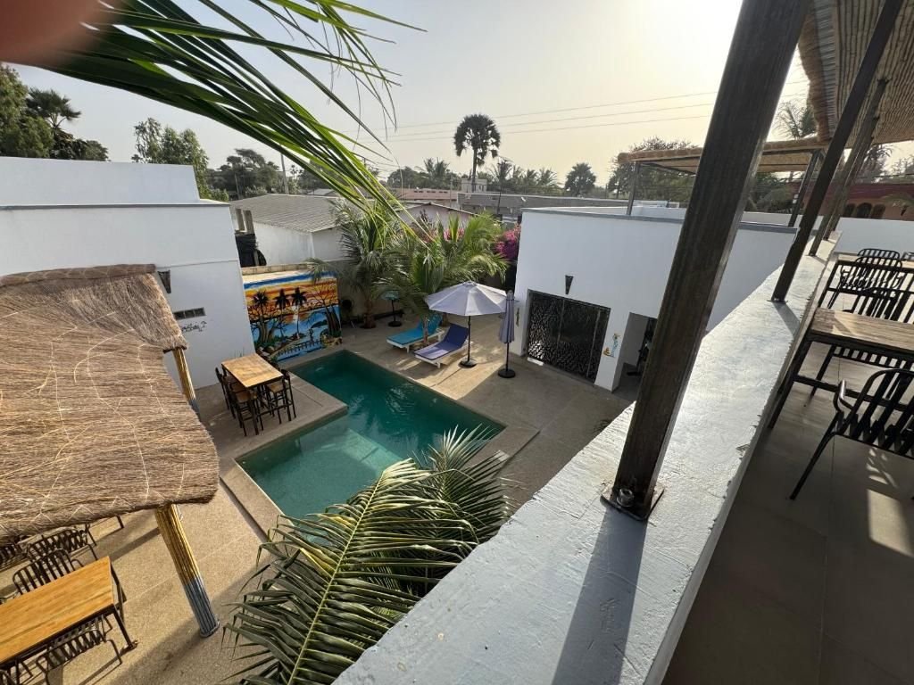 chambre hotel decouverte senegal local